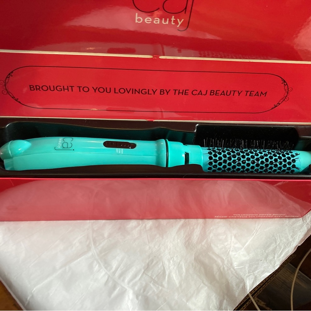 Caj volumizing dryer brush roll styling shine, ionic generator. New in box